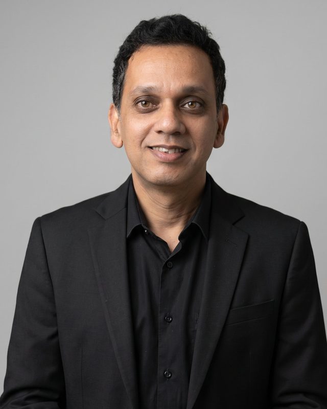 Ryan Vaz, FCA